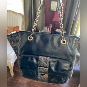 Badgley Mischka Snakeskin/Black Leather Bag!!